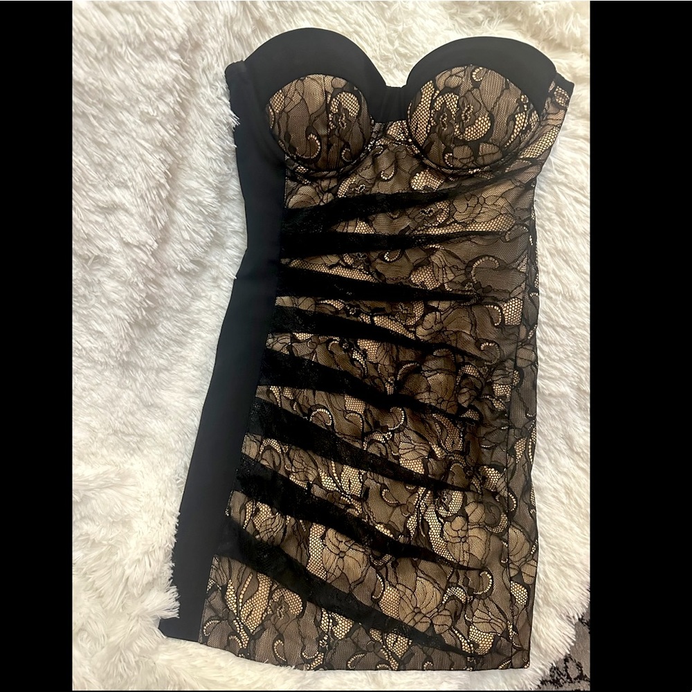 Bebe lace dress, size 2, sexy mini